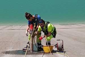 Diga di monte Cutugno sul fiume Sinni - Comune di Senise (PZ) - Carotaggi su paramento di conglomerato bituminoso-9